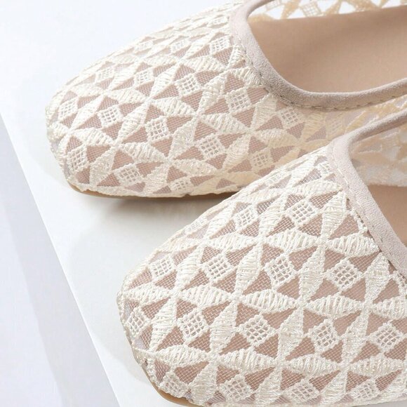 Apricot Elegant Women's Hollow Out Slip-On Flats - Picture 3 of 7